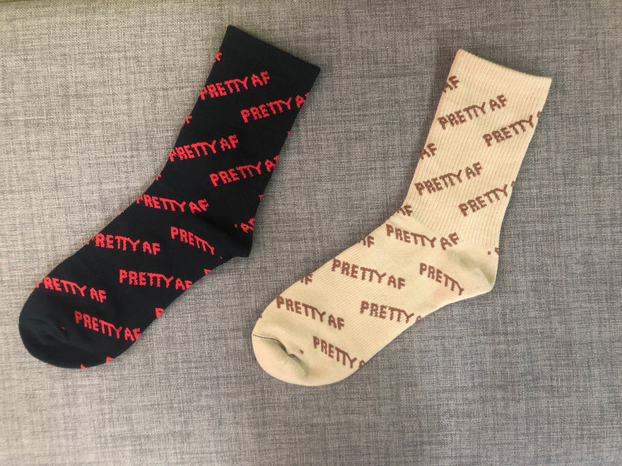 PRETTY AF socks